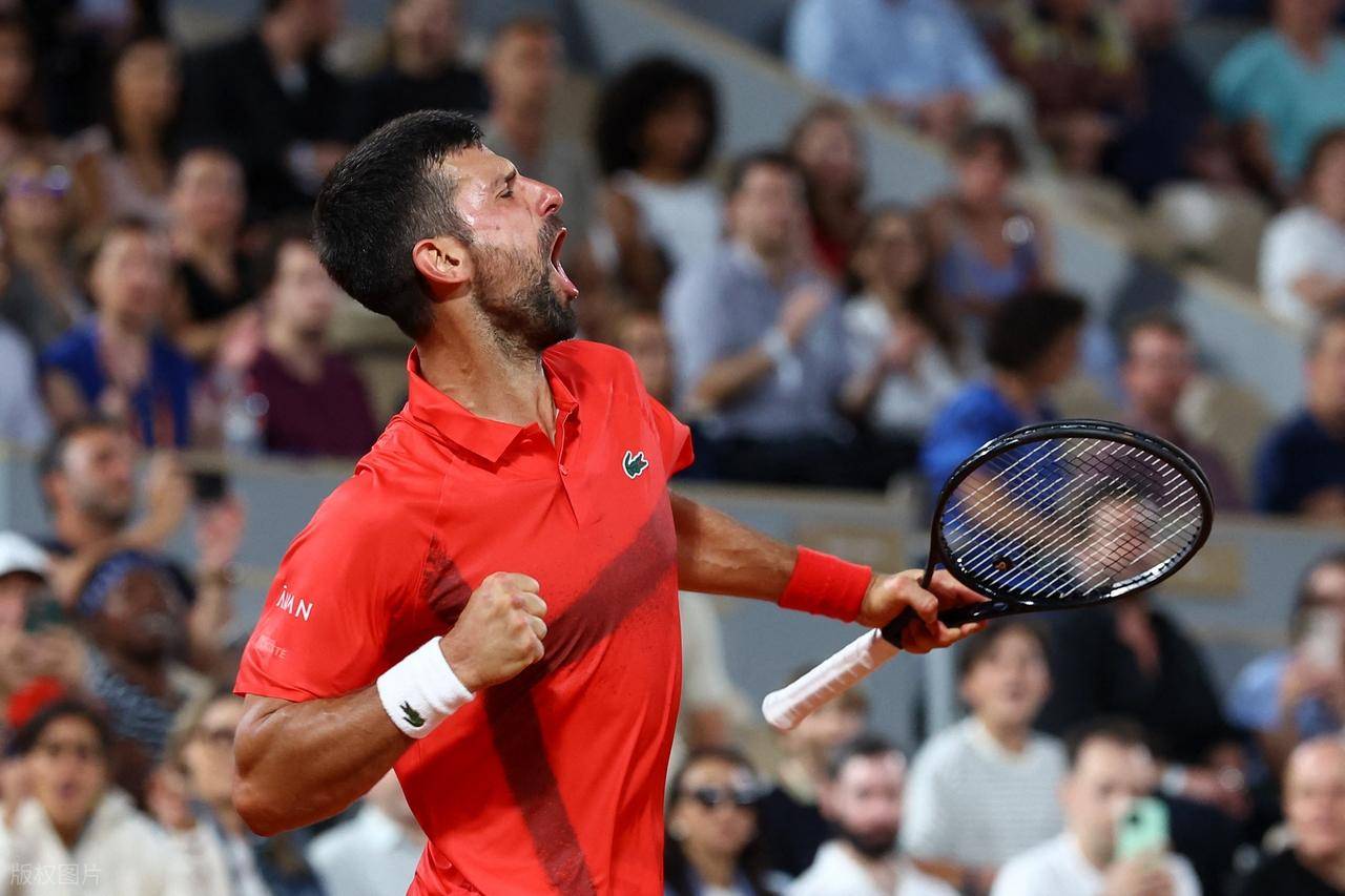 爱游戏ayx官网平台-纳达尔压哨绝杀德约科维奇,全场沸腾!经典一战再现传奇